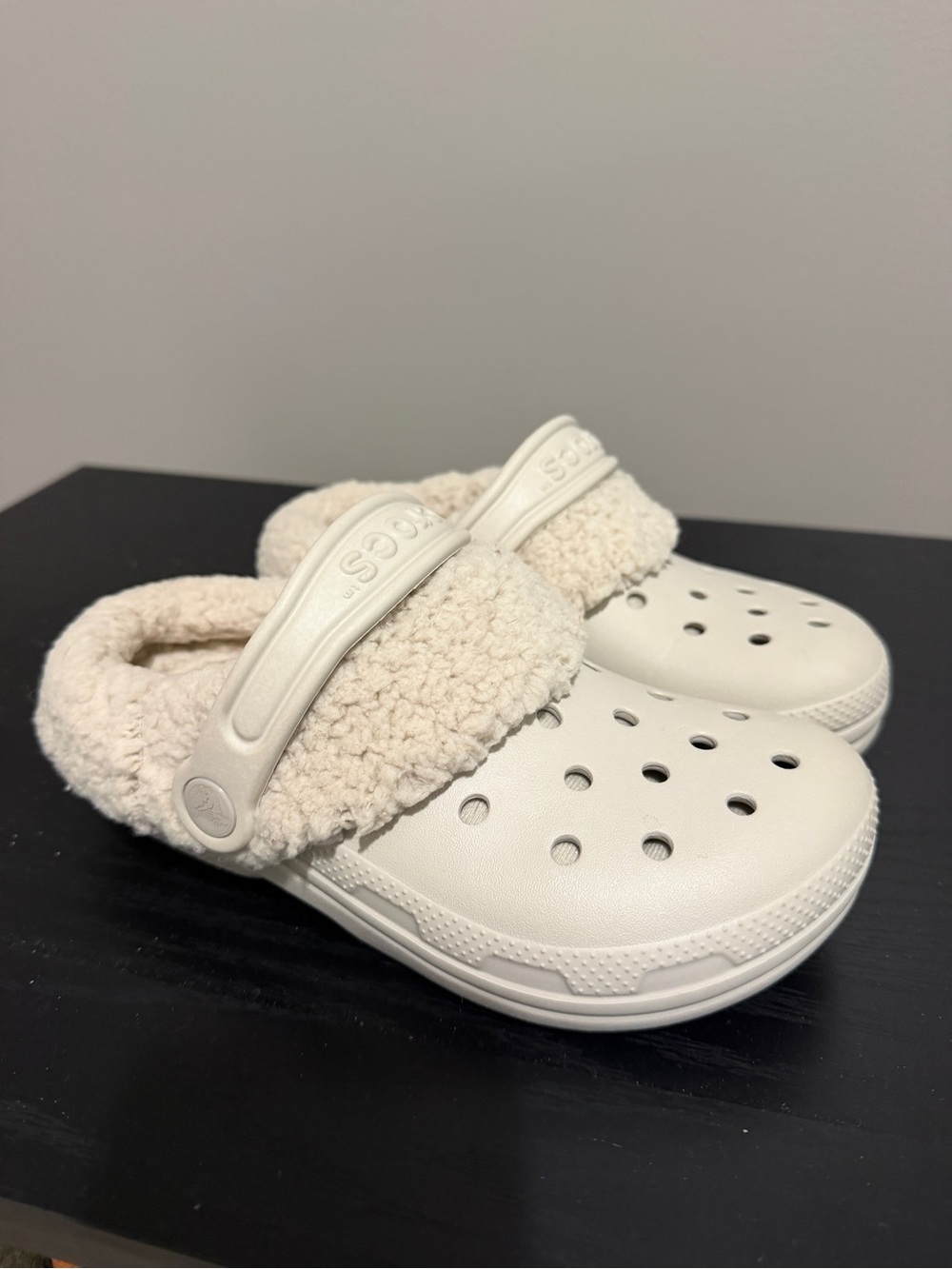 CROCS Sherpa-Lined Classic Clog in Off-White